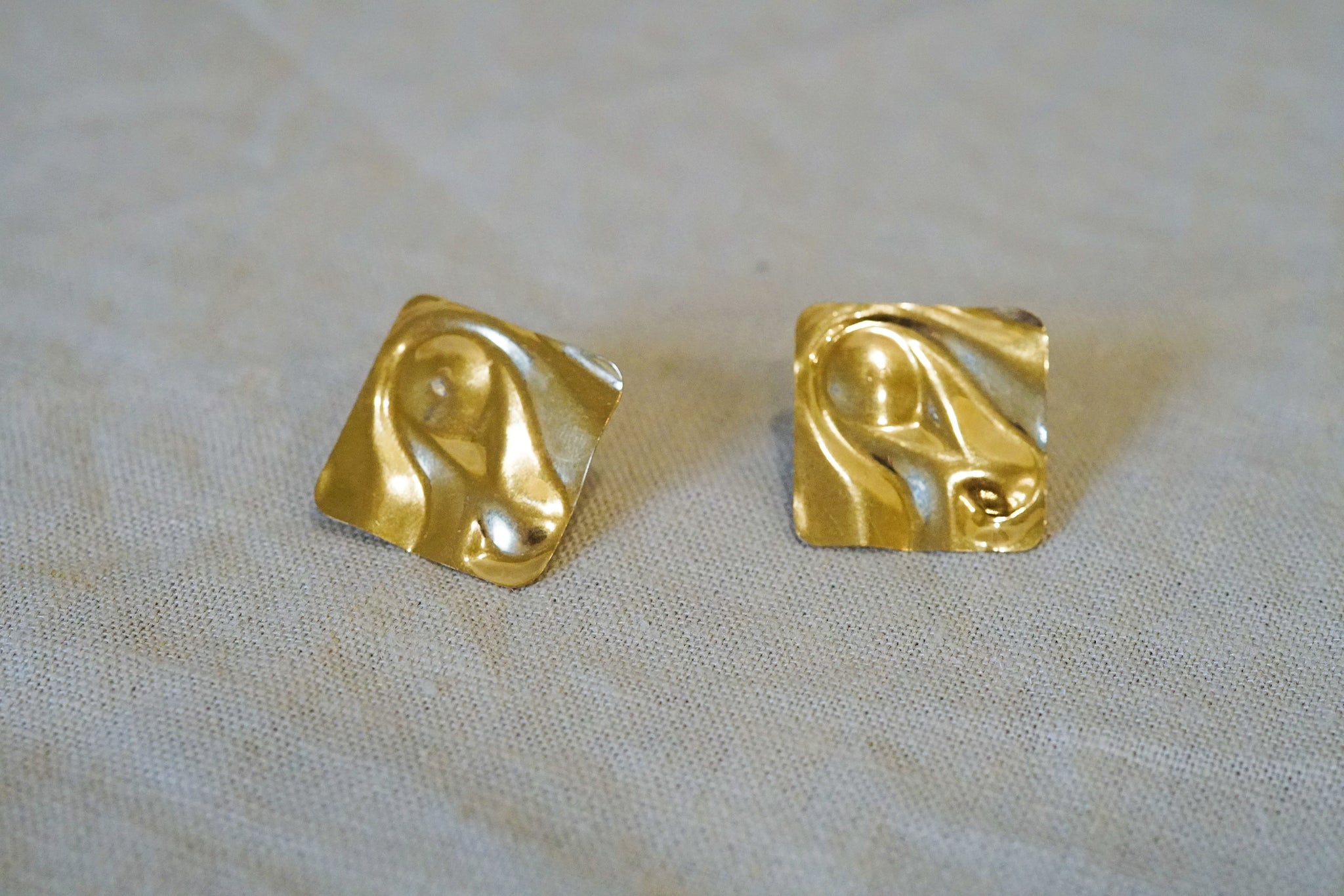 14k Yellow Gold Square Earrings