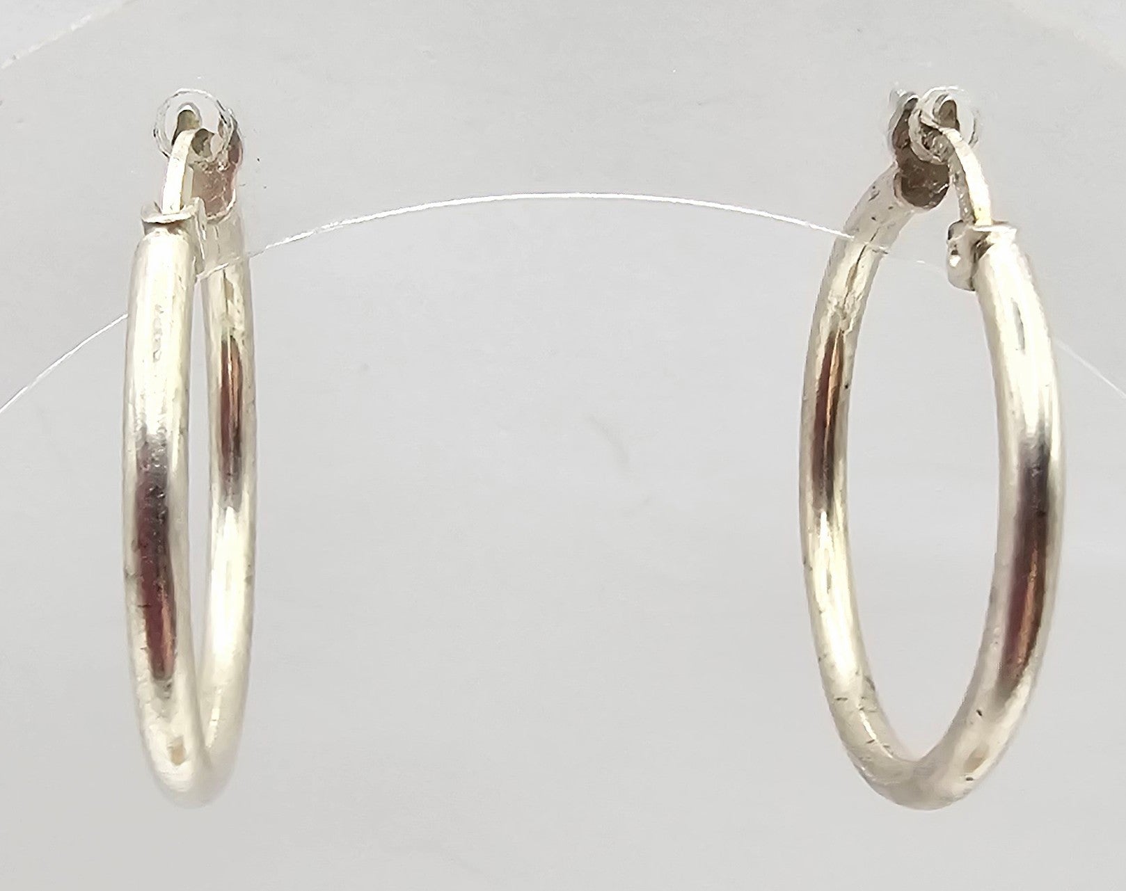 Dyadema Sterling Silver Hoop Earrings 2.1 G