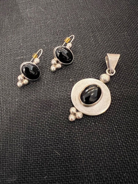 Onyx And Silver 925 Pendant Ans Matching Earrings